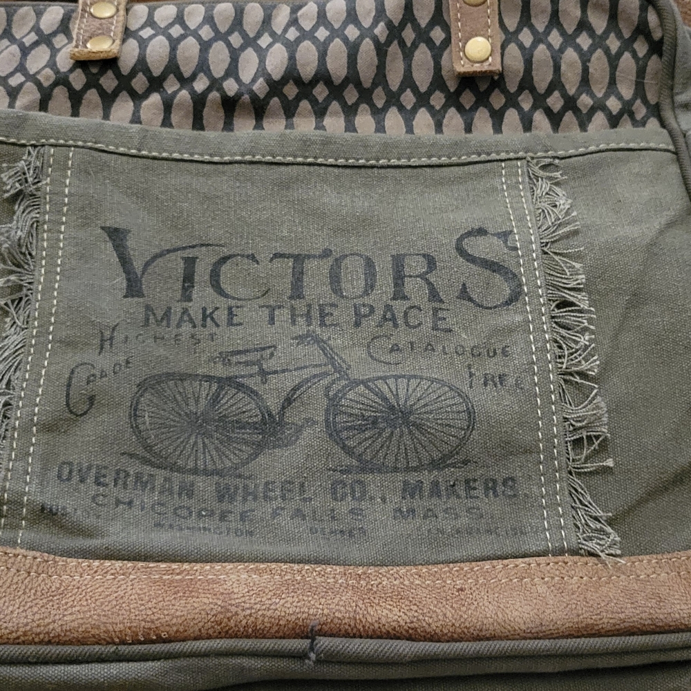 Green Canvas Men's Bag